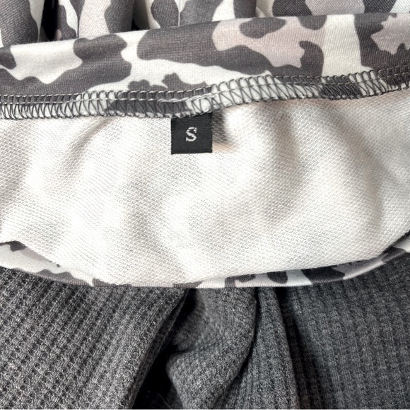 RXRXCOCO Leopard Animal Print Pullover Sweater Cozy Chic Top Size Small New! - Picture 6 of 9